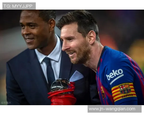 巴萨与皇马对决埃托奥的传奇时刻回顾与精彩瞬间分析 巴萨与皇马对决埃托奥的传奇时刻回顾与精彩瞬间分析