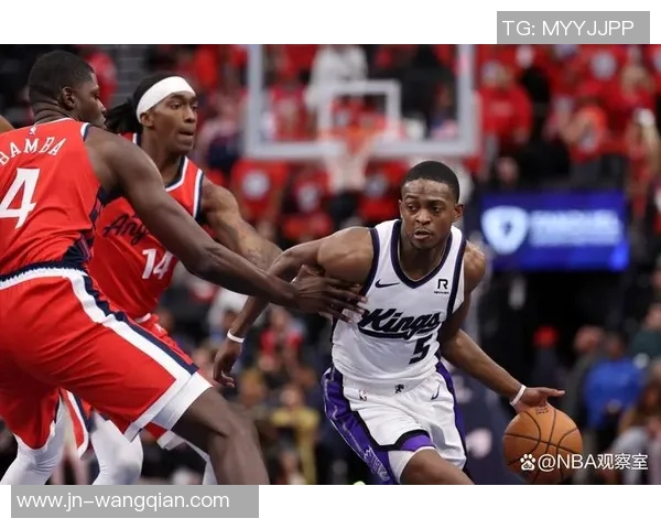 德阿隆福克斯如何在NBA赛场上崭露头角引领球队走向辉煌