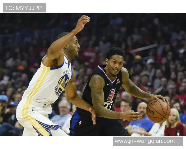 戈竞技与阿拉戈亚的精彩对决揭示足球战术与团队协作的魅力