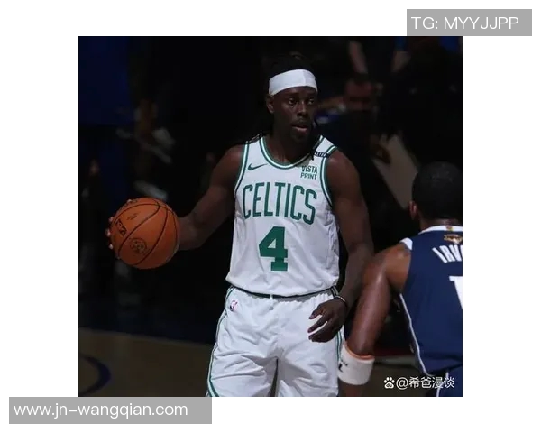 朱霍勒迪的篮球之路与成就解析：从新秀到全明星的蜕变历程