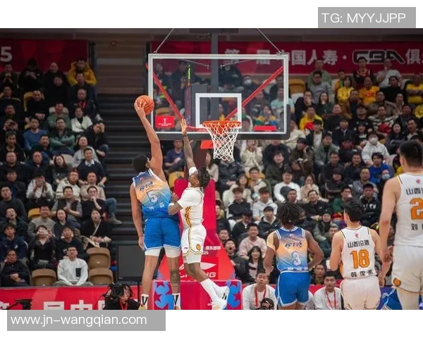 李根的篮球之路：从少年梦想到职业生涯的辉煌与挑战