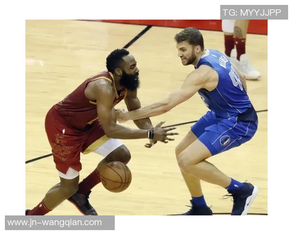 火箭队与独行侠激战正酣2018年2月12日精彩回顾与分析