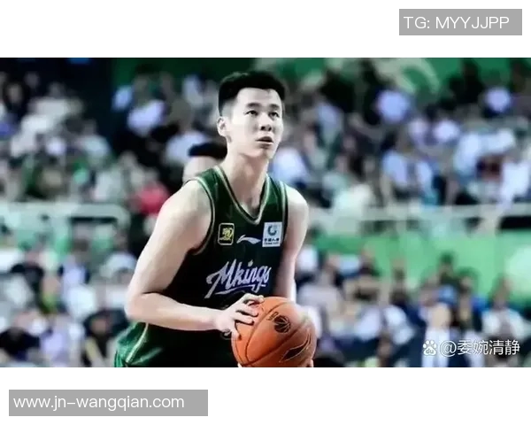 郭昊文:从青涩少年到篮球场上的璀璨明星之路探索 郭昊文:从青涩少年到篮球场上的璀璨明星之路探索