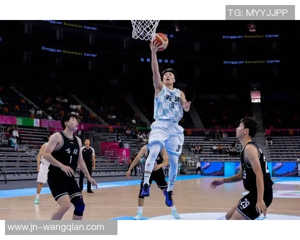 中国男篮对阵布队的精彩较量全景回顾与赛后分析