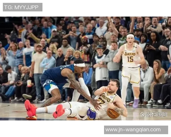 勇士与森林狼对决分析：战术布局与球员表现的深度解读